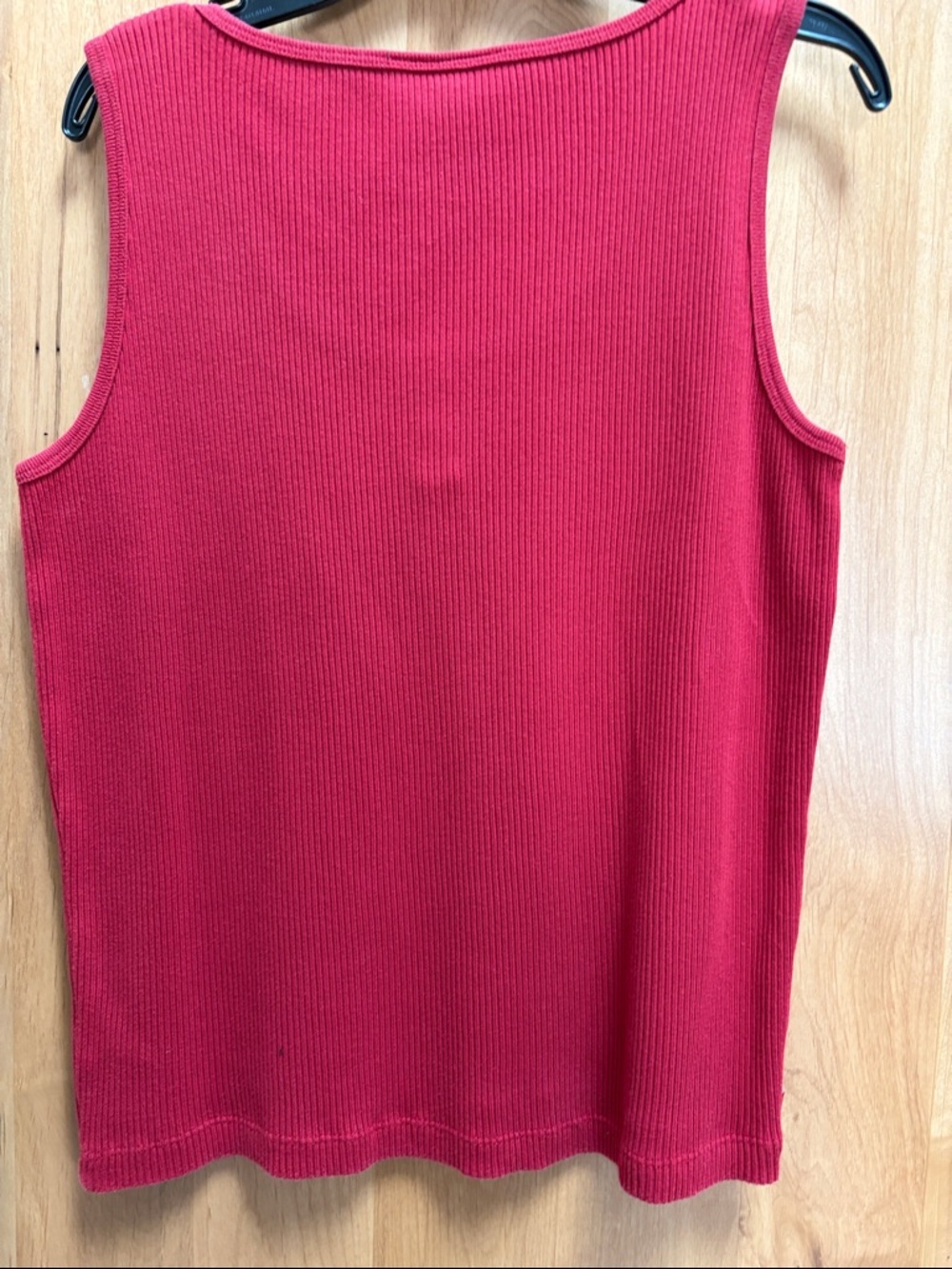Lauren Ralph Lauren Red Ribbed Tank with Three-Button Placket - Picture 3 of 3